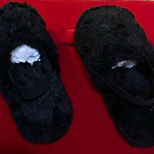 Black Fuzzy Slippers for Girls Size 1